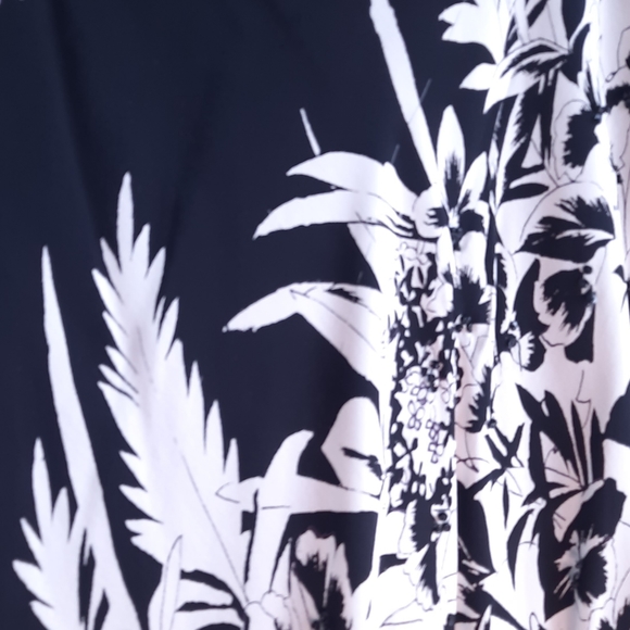 Large Snazzie Sheer asymmetrical black & white floral beaded Maxi skirt - Picture 4 of 15